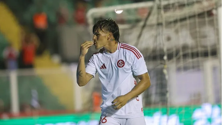Bernabei comemora seu gol na vitória sobre o Athletic. Foto: Ricardo Duarte/Internacional