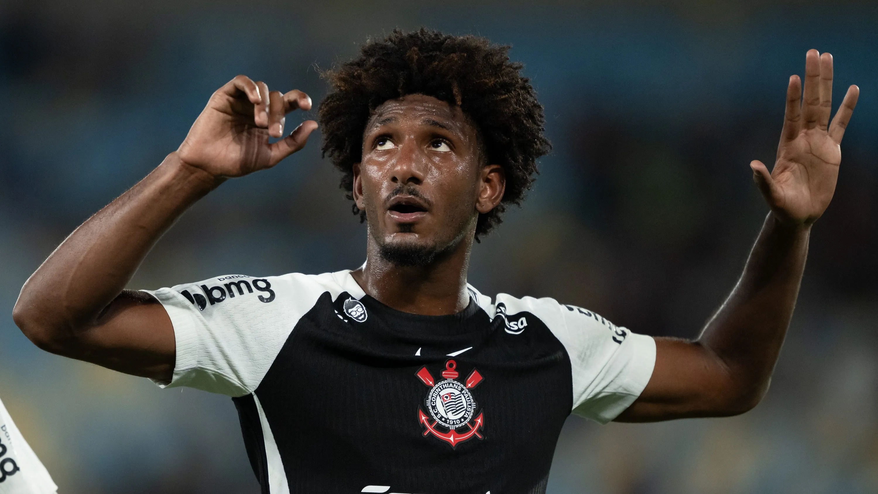 Talles Magno jogador do Corinthians apos partida contra o Fluminense no estadio Maracana pelo campeonato Brasileiro A 2025. Foto: Jorge Rodrigues/AGIF