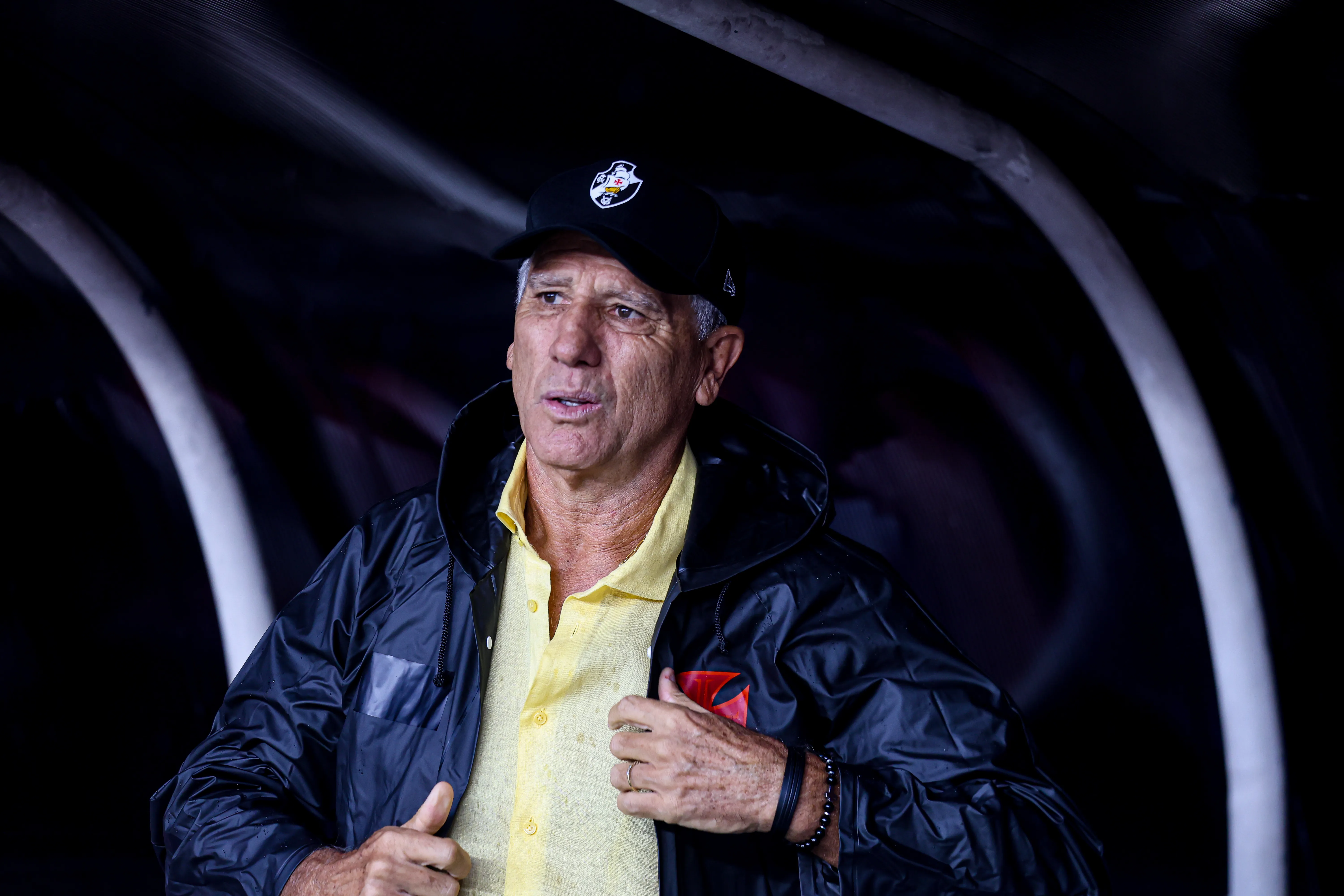 PA – BELEM – 11/04/2026 – BRASILEIRO A 2026, REMO X VASCO – Renato Gaucho tecnico do Vasco durante partida contra o Remo no estadio Mangueirao pelo campeonato Brasileiro A 2026. Foto: Fernando Torres/AGIF