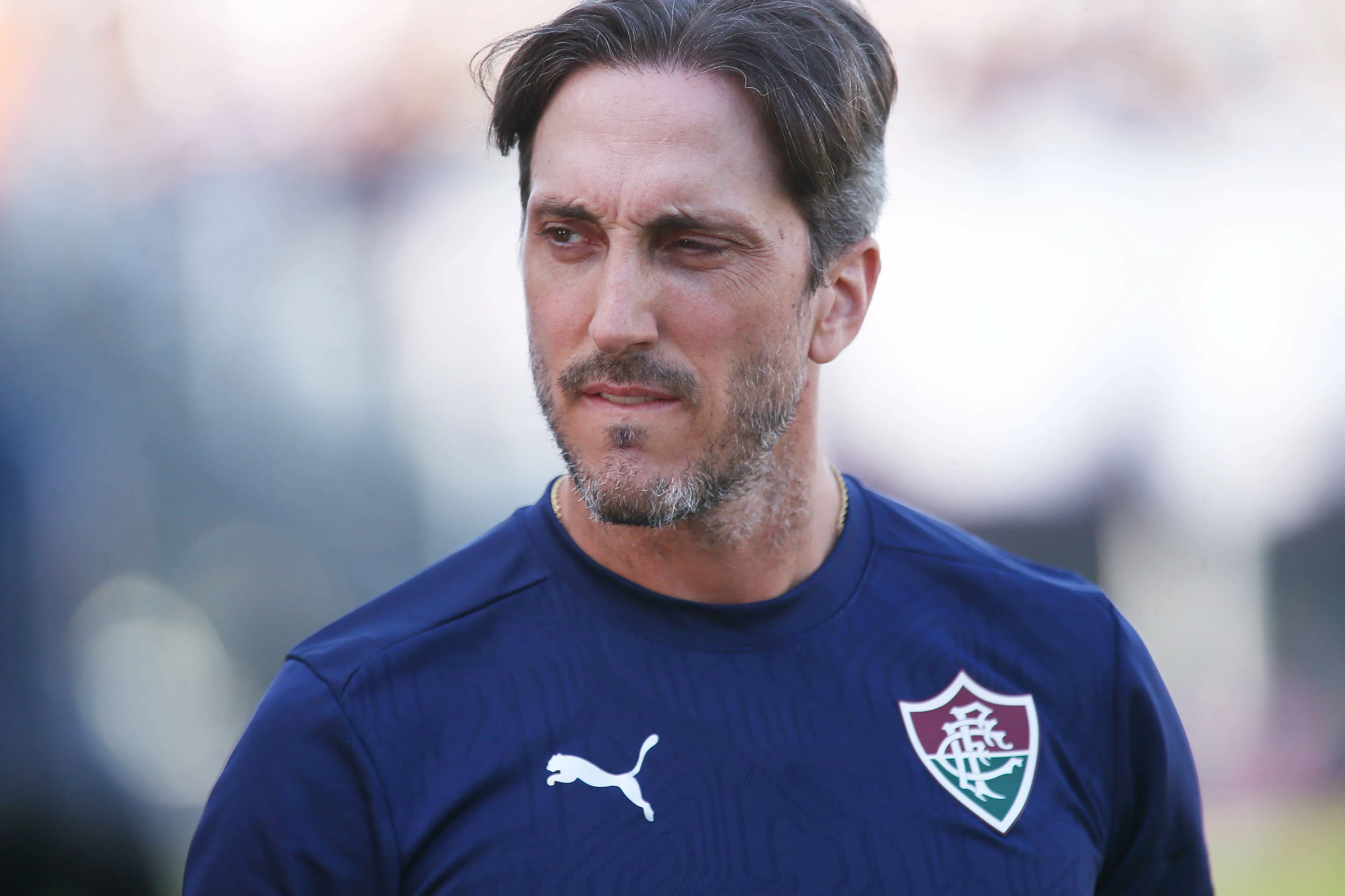 SP – SANTOS – 19/04/2026 – BRASILEIRO A 2026, SANTOS X FLUMINENSE – Luis Zubeldia tecnico do Fluminense durante partida contra o Santos no estadio Vila Belmiro pelo campeonato Brasileiro A 2026. Foto: Mauricio De Souza/AGIF