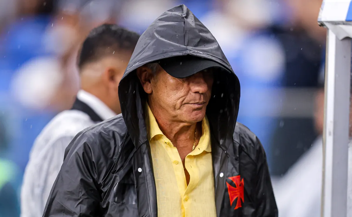 Renato Gaúcho é punido pela Conmebol e pega três jogos de suspensão na Sul-Americana