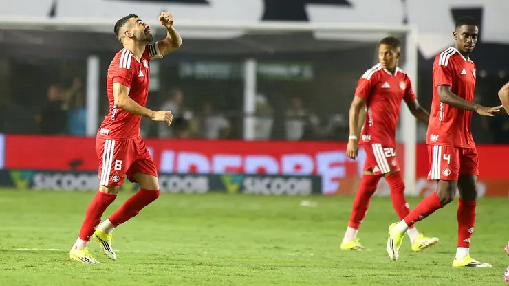 Bruno Henrique reaparece no Inter, marca e muda disputa por vaga com Pezzolano - Foto Mauricio De SouzaAGIF