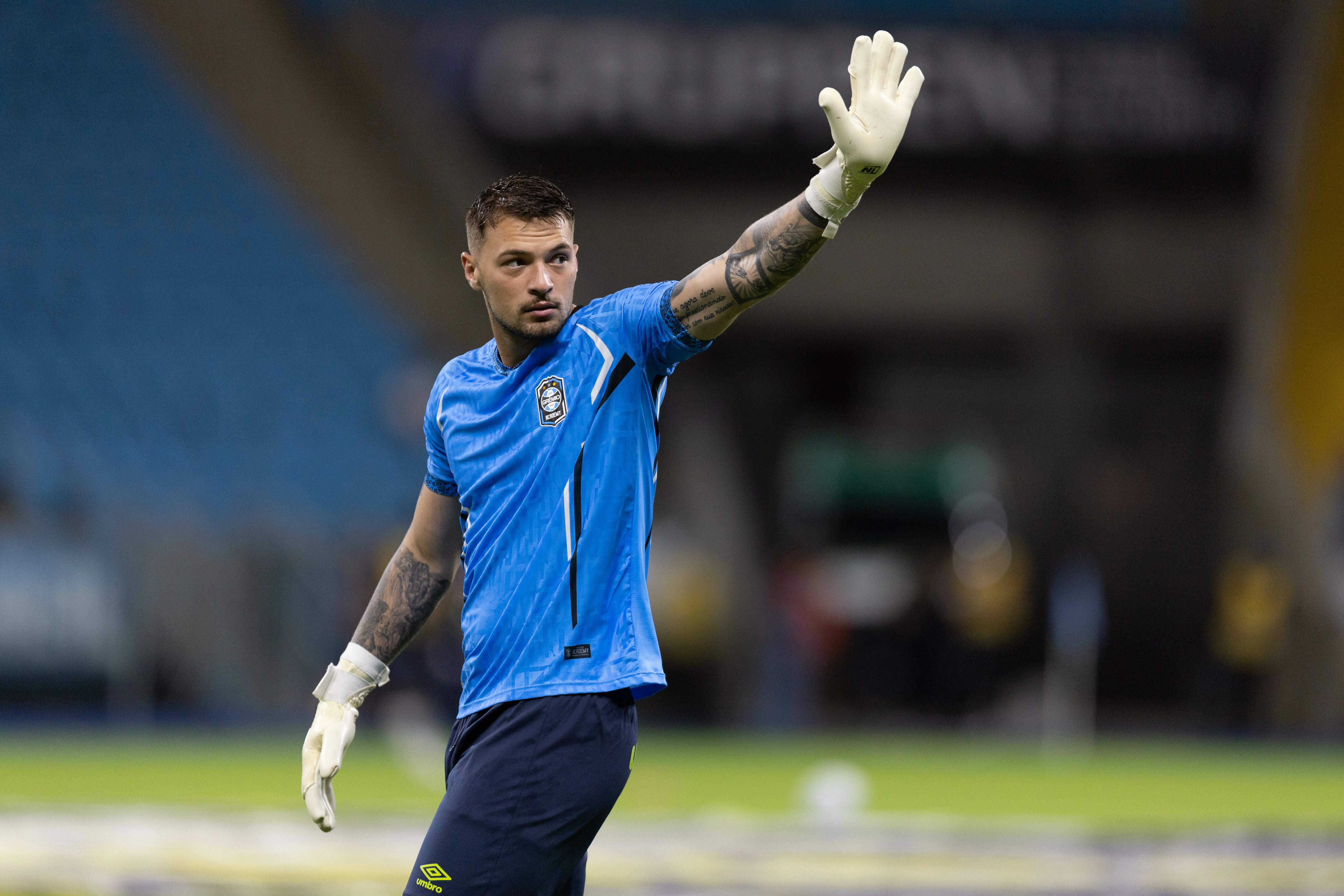 Gabriel Grando jogador do Gremio durante partida contra o Bragantino no estadio Arena do Gremio pelo campeonato Brasileiro A 2026. Foto: Liamara Polli/AGIF