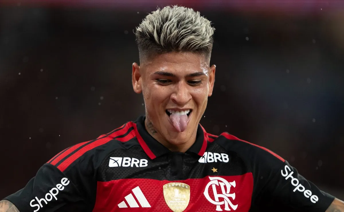 Flamengo deve ter Carrascal na vaga de Arrascaeta contra o Medellín; veja a provável escalação