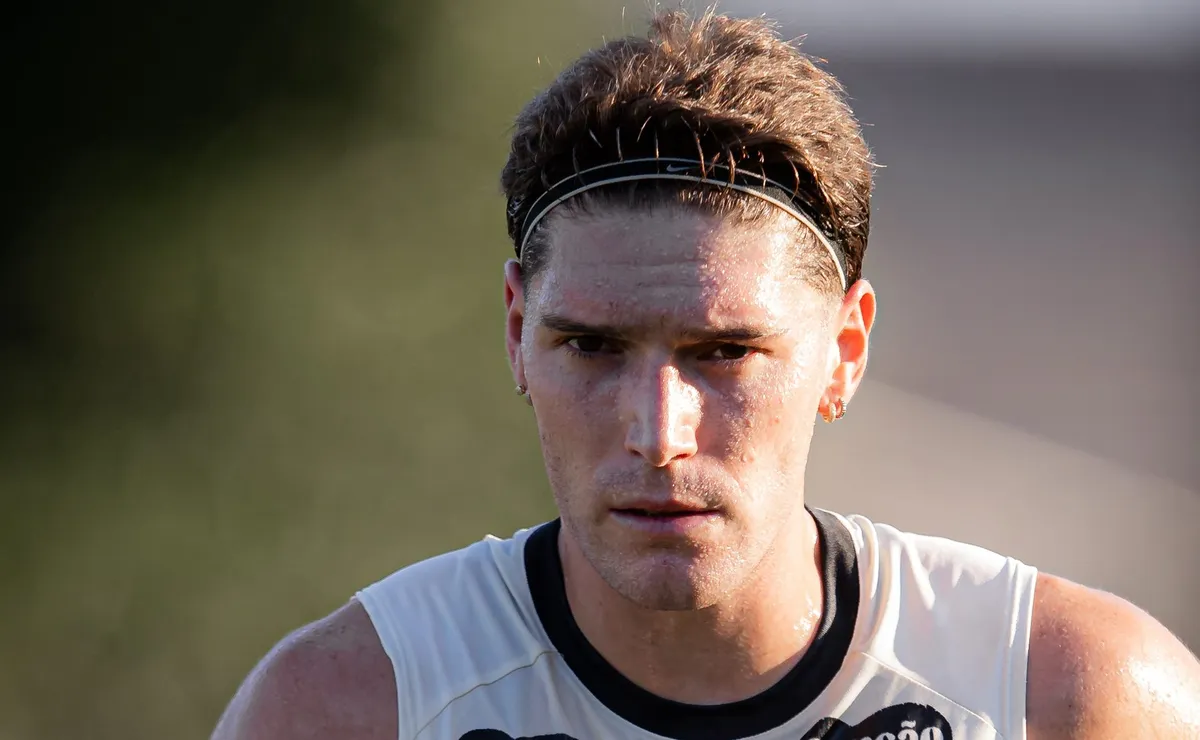 Cuca faz mudanças no time do Santos e Ananias, Rollheiser e Schmidt são novidades contra o Bahia