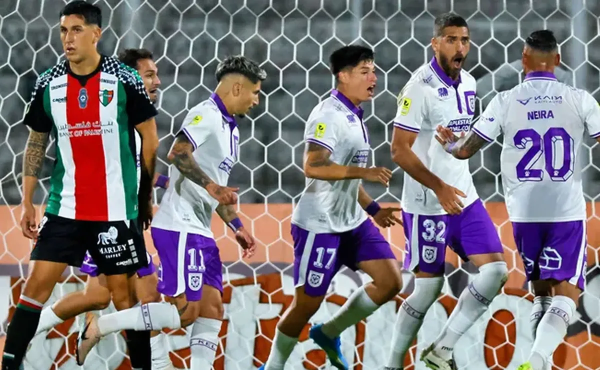 Palestino demite técnico após nova derrota antes de enfrentar o Grêmio na Sul-Americana