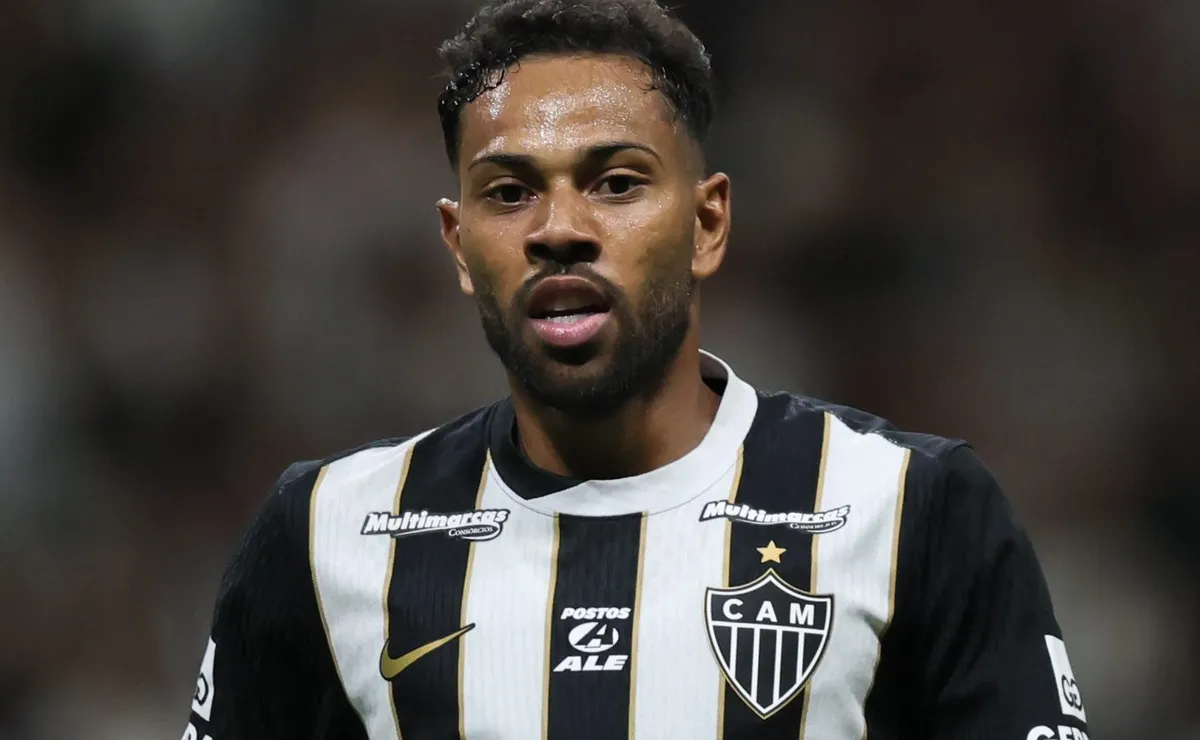 Renan Lodi desabafa sobre momento do Atlético-MG após vitória: “Ninguém vê o que está acontecendo”