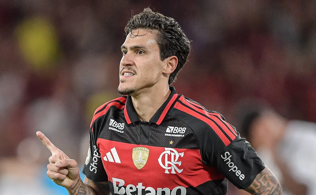 Flamengo planeja estender vínculo de Pedro até 2030 após jogador retomar boa fase