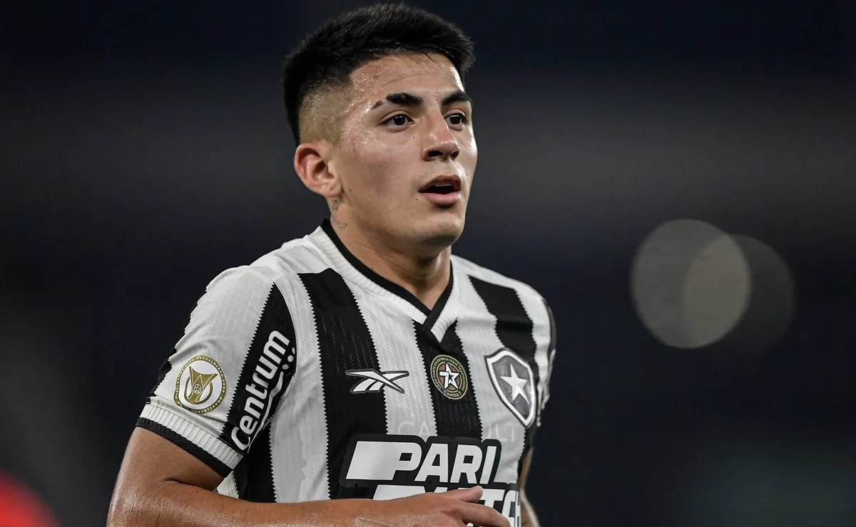 Palmeiras recebe sinal negativo de Thiago Almada, do Atlético de Madrid, sobre retorno ao Brasil