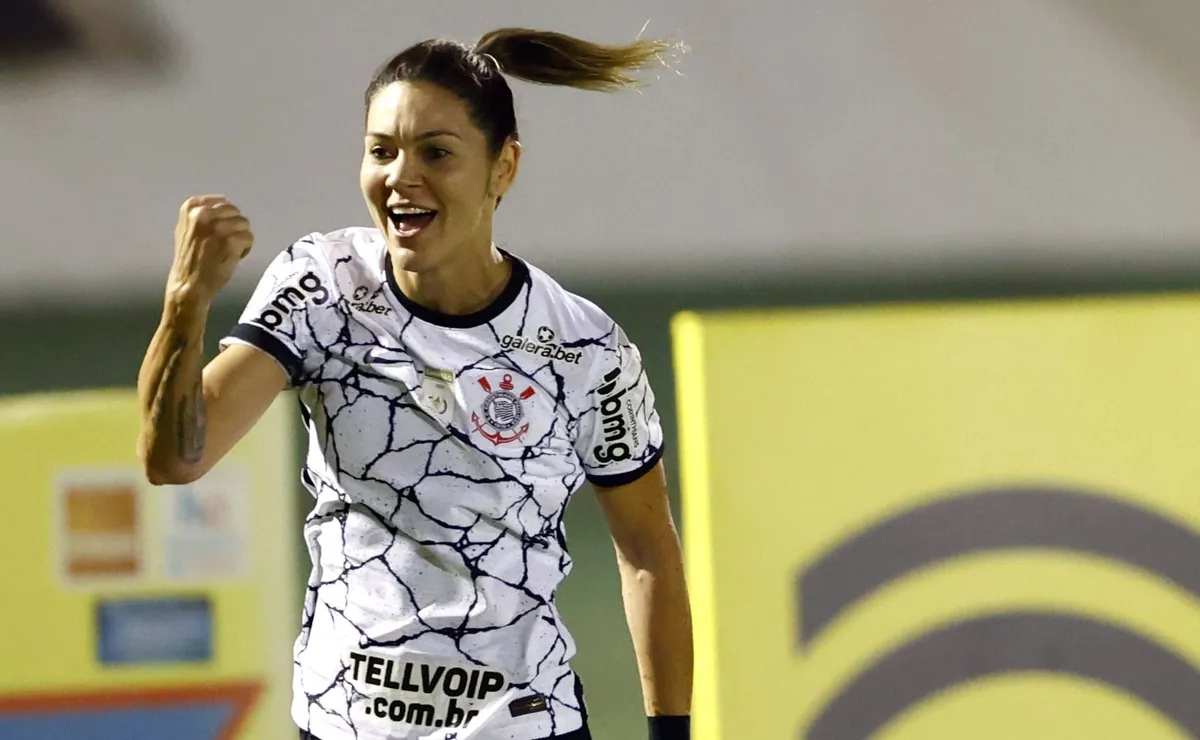 Gabi Zanotti desponta como favorita à Bola de Ouro 2026