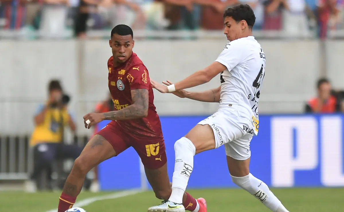 Bahia x Santos: onde assistir ao vivo, horário e escalações do jogo de hoje