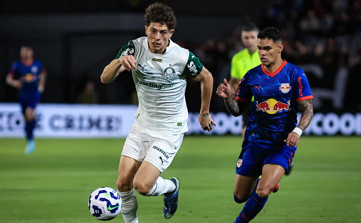 Bragantino x Palmeiras: onde assistir ao vivo, horário e escalações do jogo deste domingo