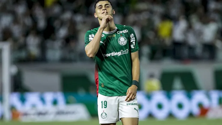 Ramón Sosa muda de função e vira solução no Palmeiras após lesão de Vitor Roque - Foto Marco MiateloAGIF