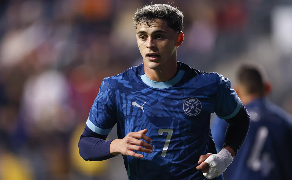 Palmeiras veta saída de Sosa por R$ 82 milhões após decisão interna