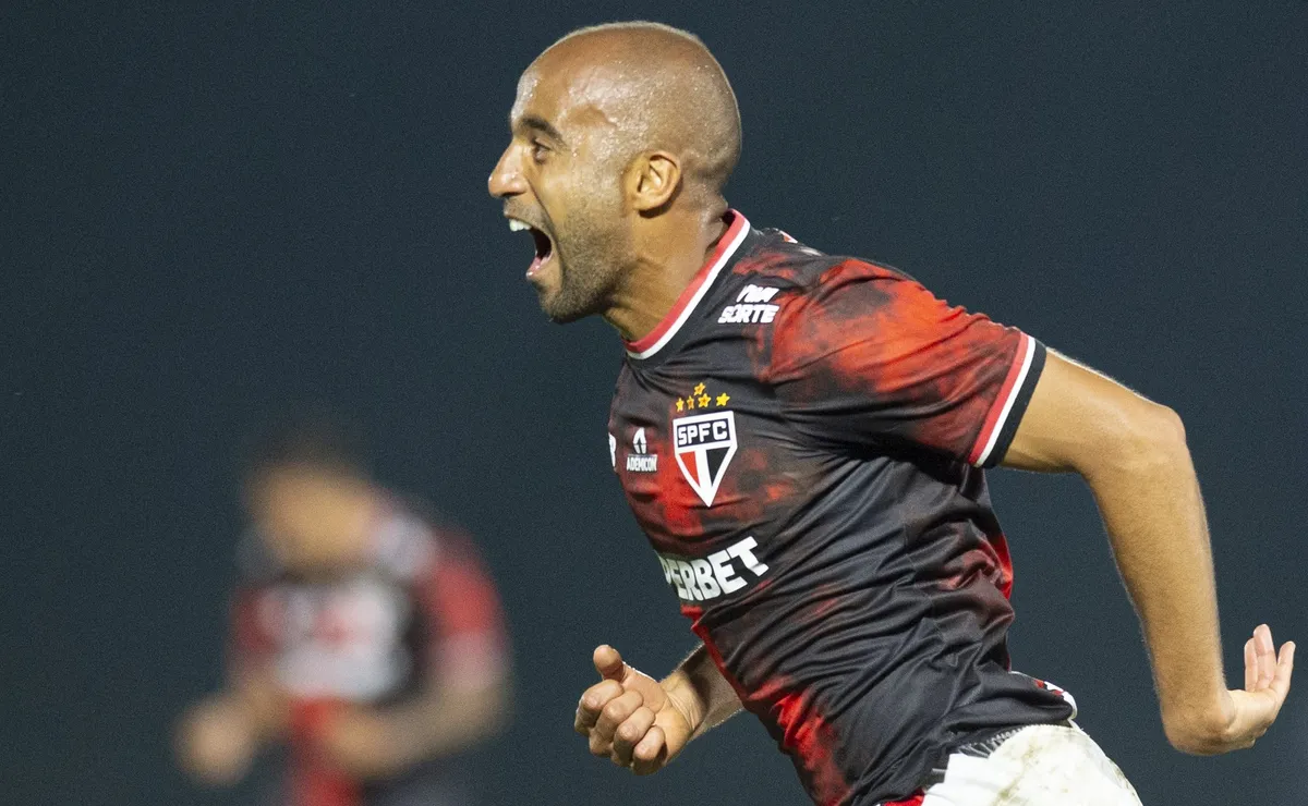 Última vez que o São Paulo atuou em Campinas venceu por 3 a 0 com show de Lucas Moura e Luciano