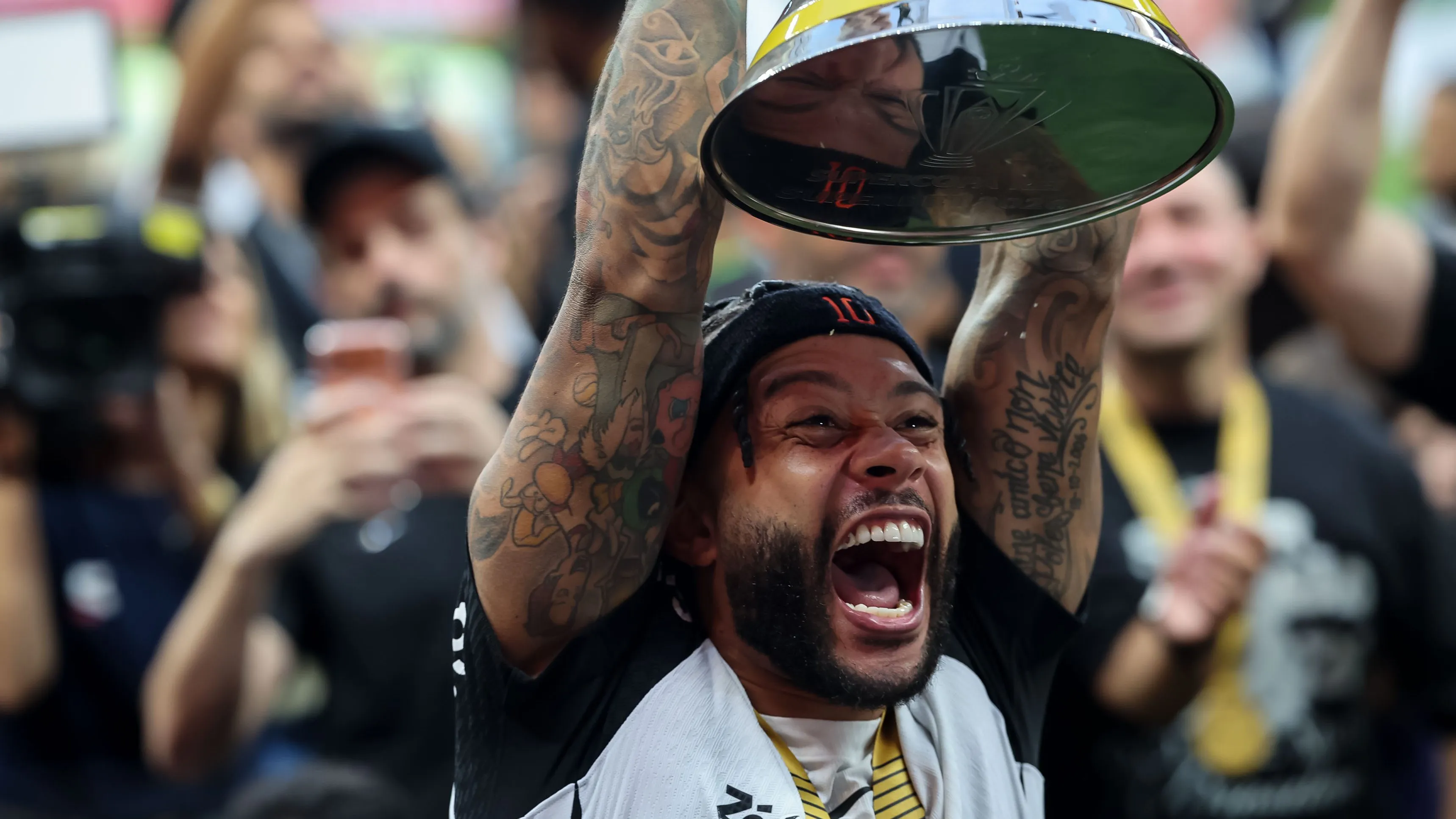 Memphis Depay. Foto: Mateus Bonomi/AGIF