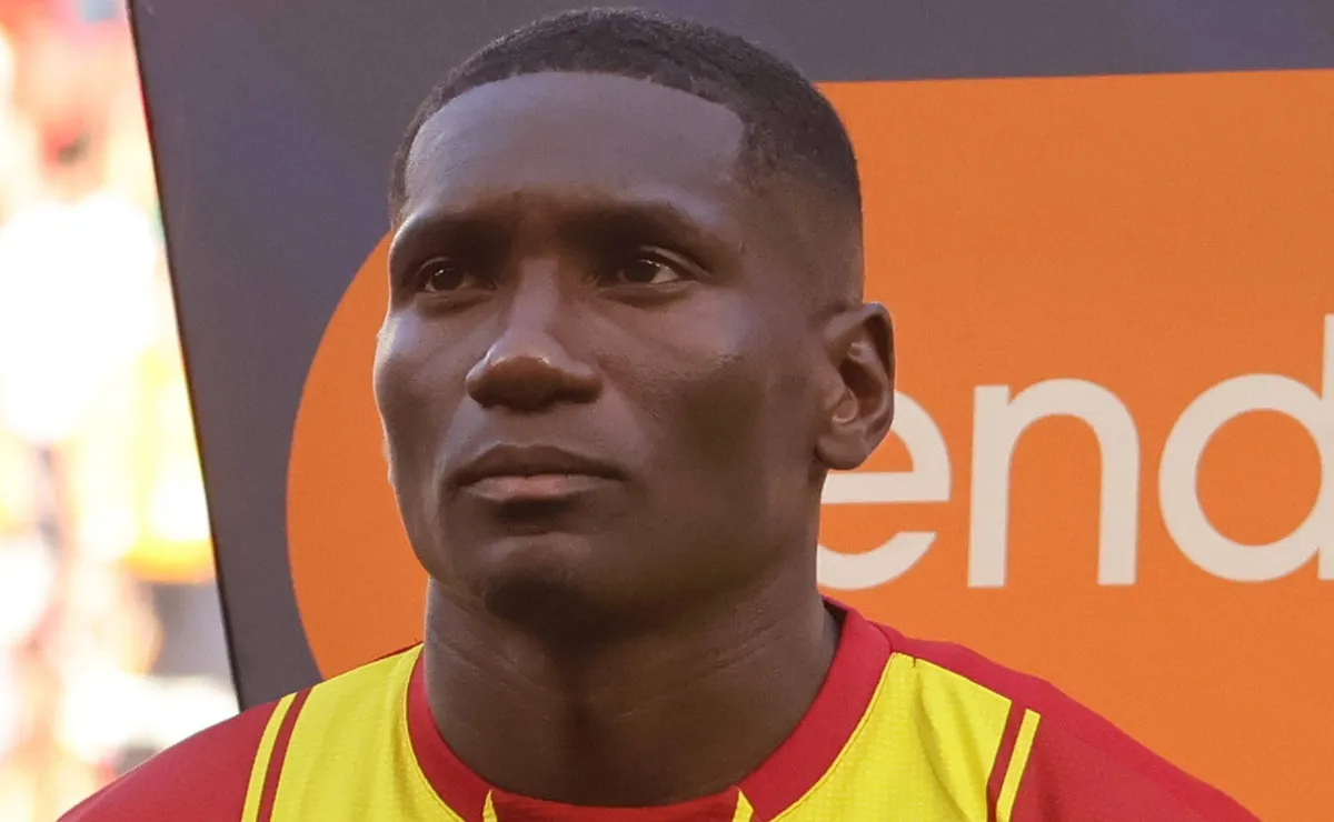 Botafogo se define em negócio e descarta Helitão para substituir Barboza