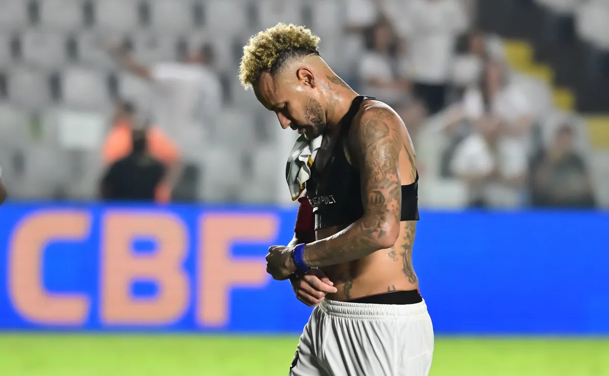 Santos joga bem contra o Coritiba mesmo sem Neymar e torcida comenta ausência do craque