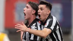 Rollheiser jogador do Santos comemora seu gol durante partida contra o Bahia. Foto: Jhony Pinho/AGIF