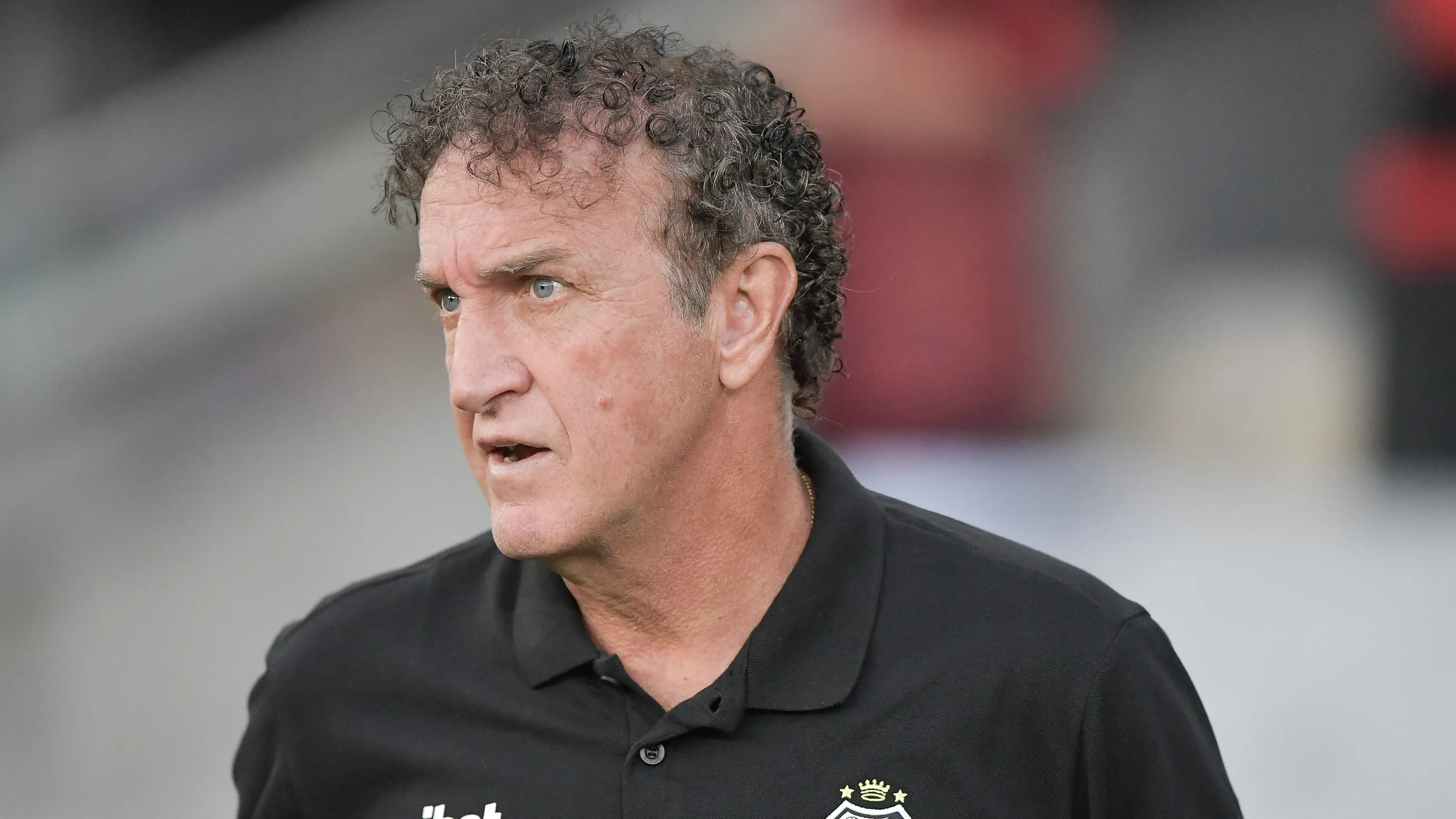 Treinador foi criticado na partida