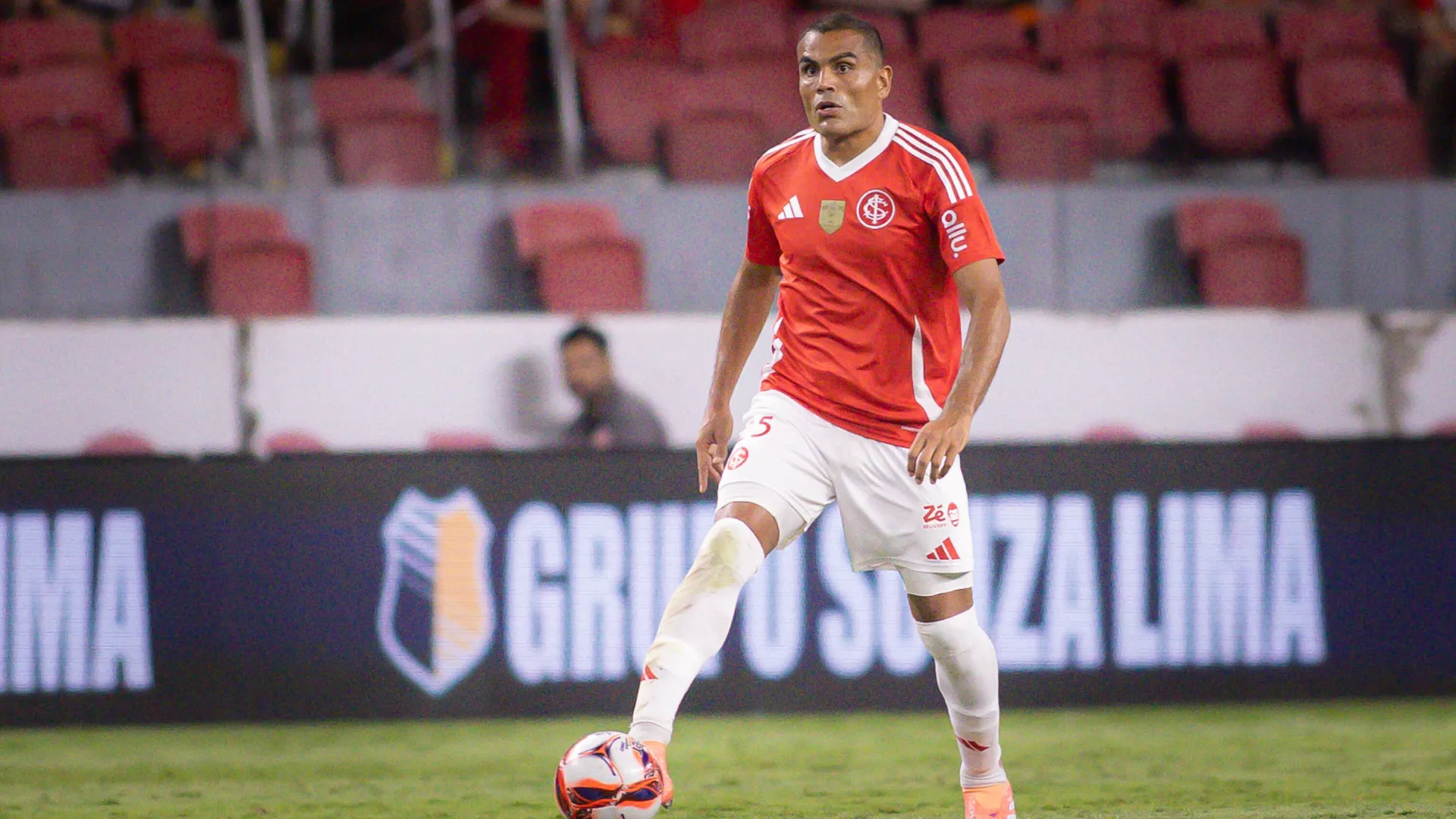 Gabriel Mercado em ação pelo Inter – Foto: Maxi Franzoi/AGIF