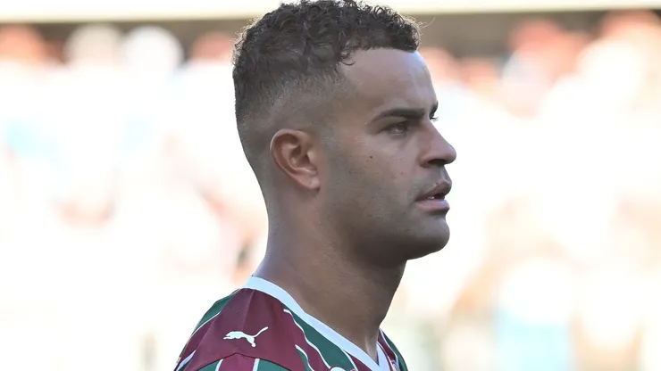 Alisson responde confiança de Zubeldía e ganha força no meio do Fluminense - Foto Jota ErreAGIF