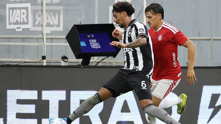 Botafogo e Internacional ficaram no empate em Brasília
