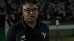 Roger Machado durante partida contra o Mirassol. Foto: Marco Miatelo/AGIF