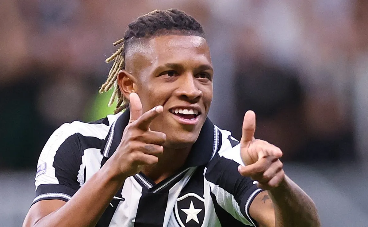 Danilo faz análise de Botafogo x Internacional e revela previsão inusitada sobre gol marcado