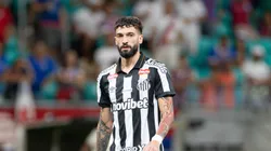 Lautaro durante duelo contra o Tricolor de Aço