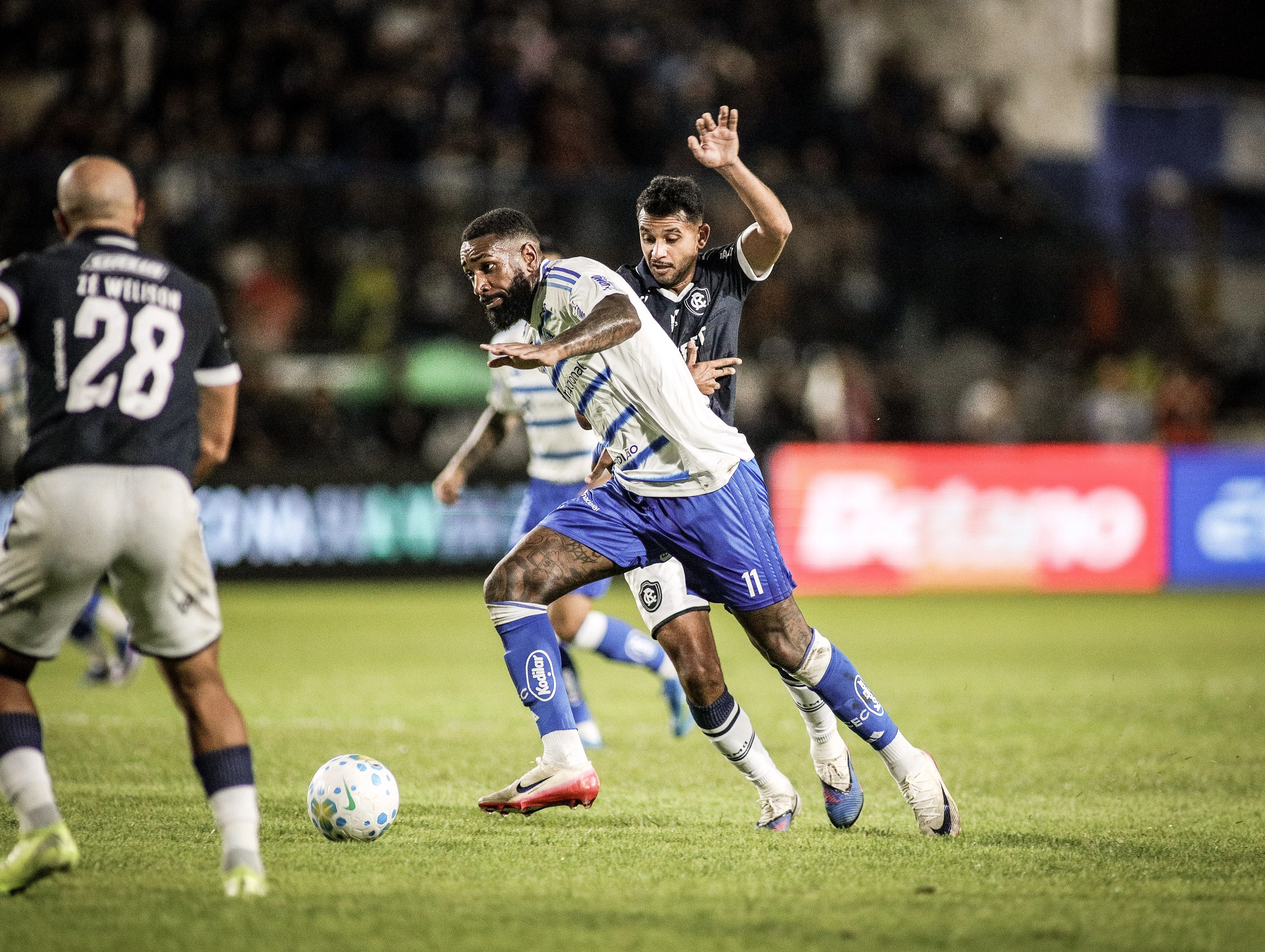 Gerson durante partida contra o Remo. Foto: Marcos Junior/AGIF