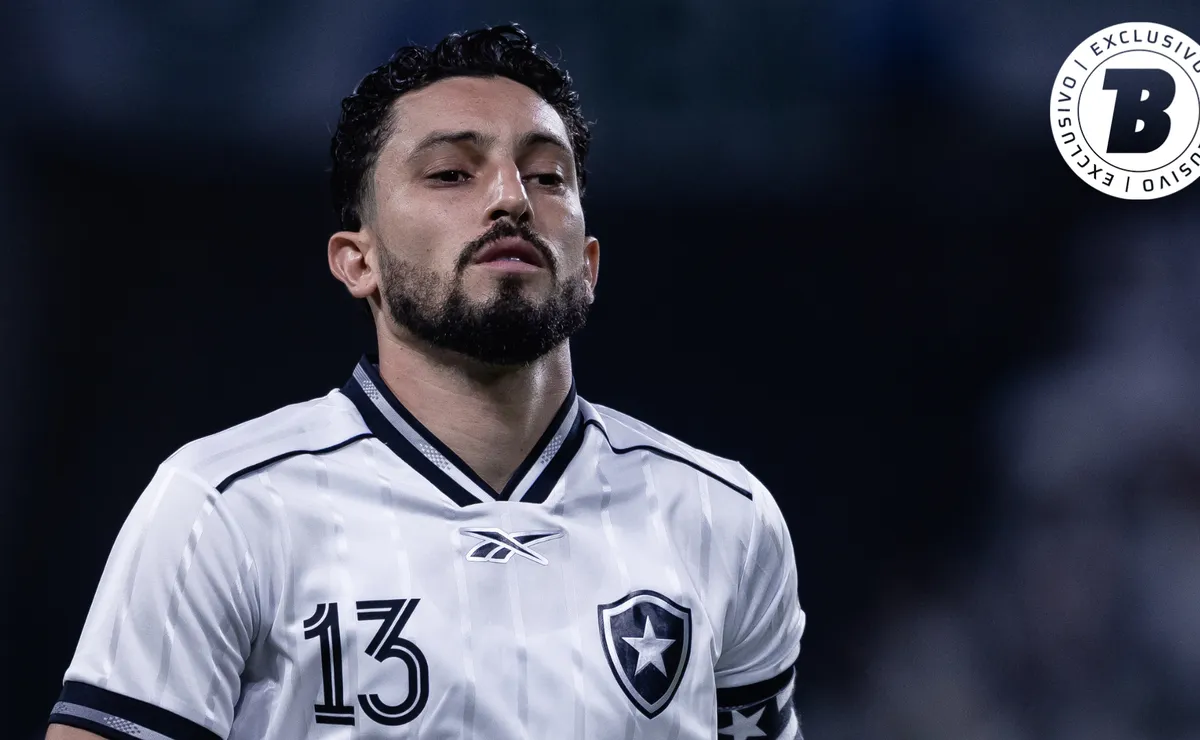 Grêmio define posição sobre repatriar Alex Telles e veta retorno