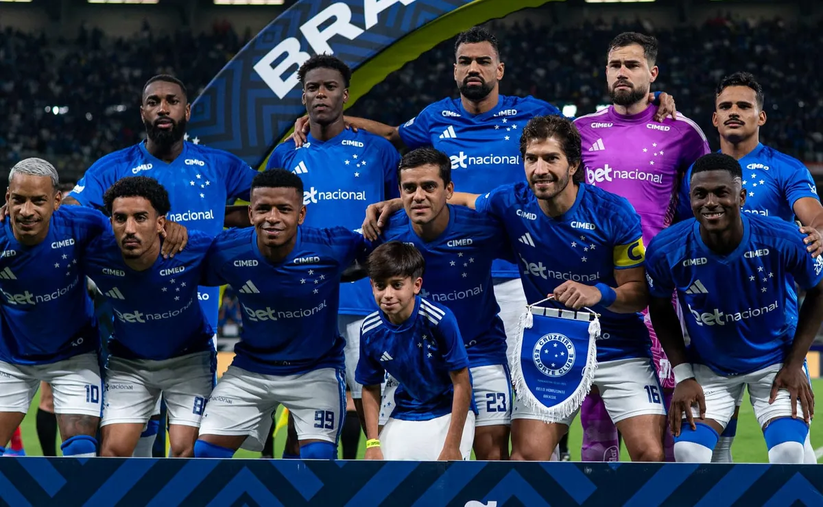 Artur Jorge elogia postura do Cruzeiro após vitória em Belém e destaca foco imediato no próximo desafio