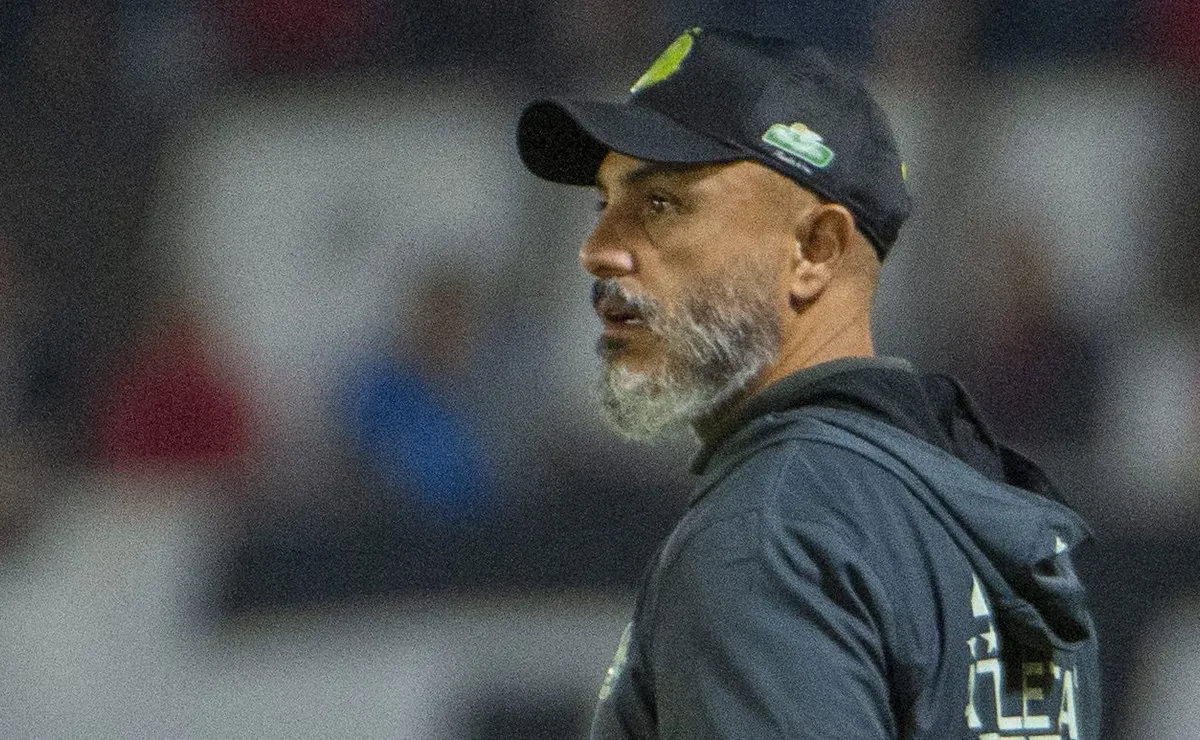 Guanaes vê Mirassol dominante no segundo tempo e critica derrota diante do São Paulo: “Fomos melhores”