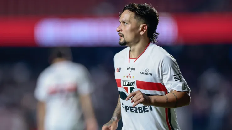 Artur jogador do Sao Paulo durante partida contra o Juventude no estadio Morumbi pelo campeonato Copa Do Brasil 2026. Foto: Marcello Zambrana/AGIF