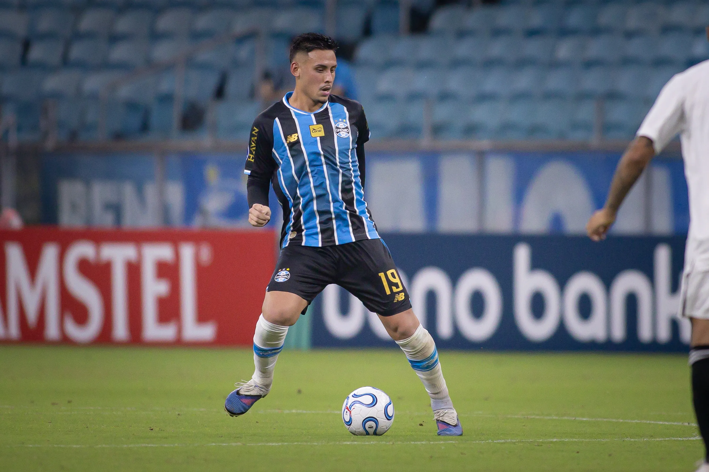 Noriega em partida pelo Grêmio. Foto: Maxi Franzoi/AGIF