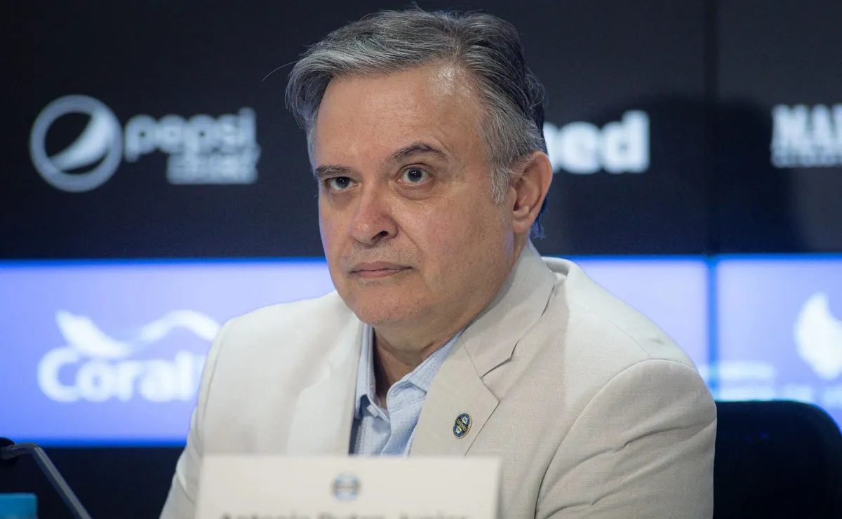 Vice-presidente do Grêmio pede apoio da torcida após vitória: “Momento de retomada”