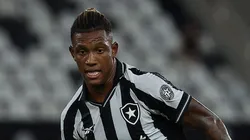 Danilo deve dar adeus ao Botafogo muito em breve. Foto: Wagner Meier/Getty Images