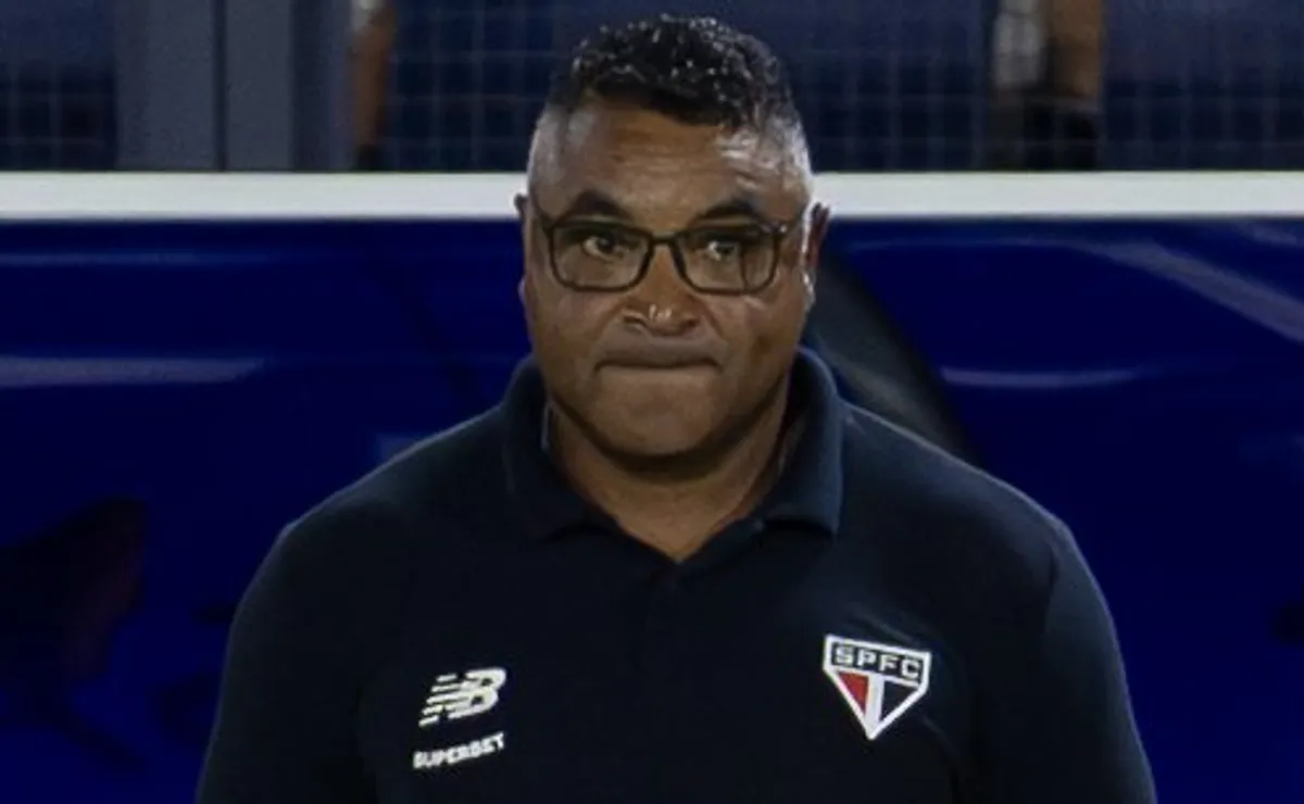 Roger Machado opta por preservar titulares e vai com time misto na Sul-Americana