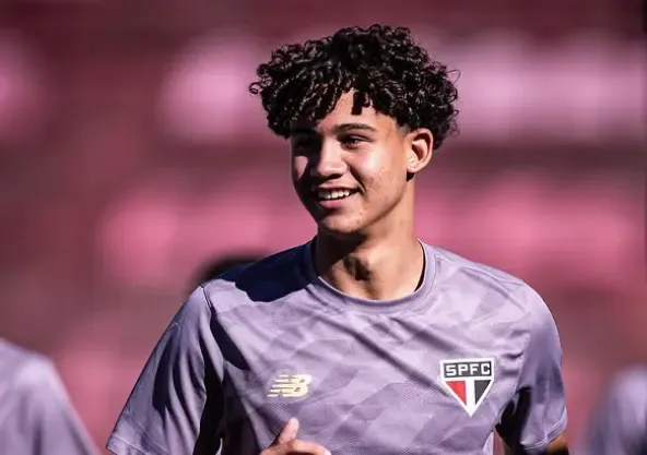 Meia está na mira de gigantes – Foto: Divulgação/São PauloFC