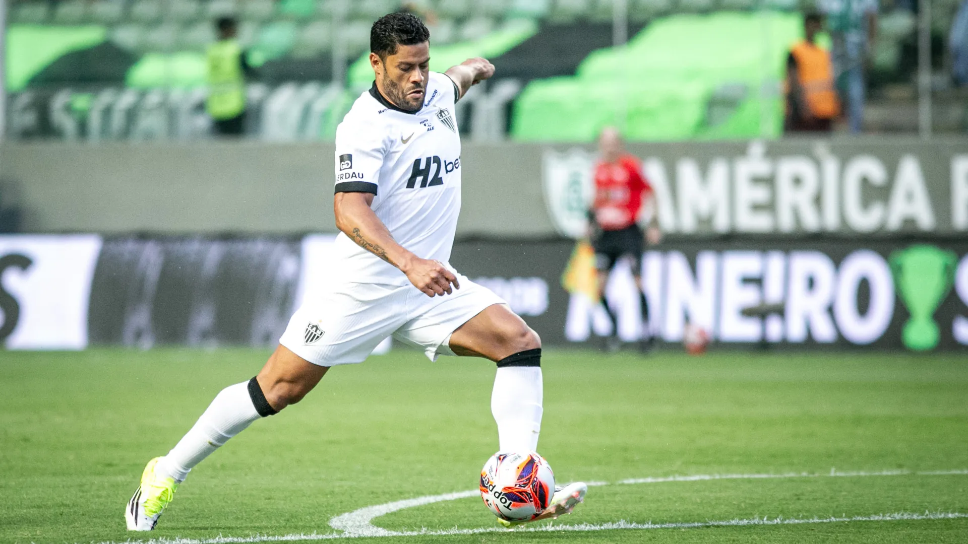 Hulk em ação pelo Atlético-MG em 2026 – Foto: Fernando Moreno/AGIF