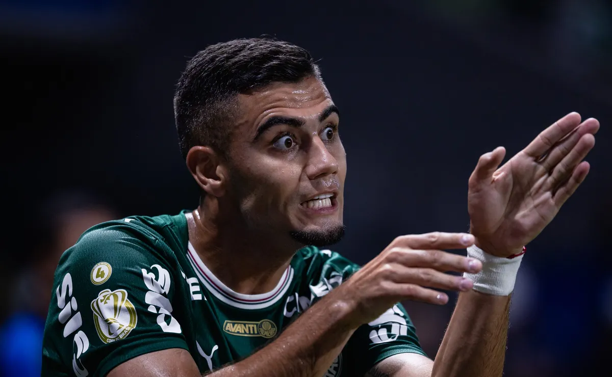 Andreas Pereira defende placar magro do Palmeiras e crava: “O mais importante é vencer”