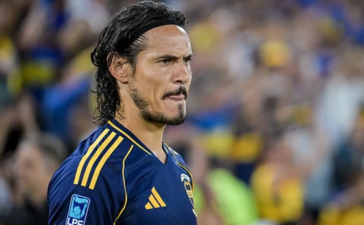 Cavani não joga, e Boca chega com baixas contra o Cruzeiro