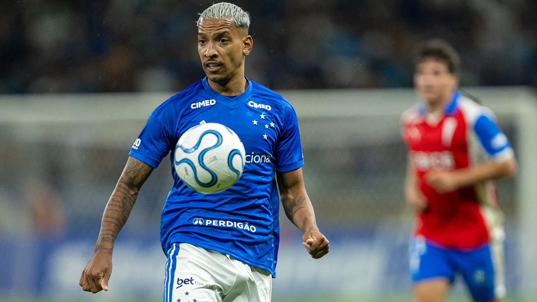 Matheus Pereira. Foto: Fernando Moreno/AGIF