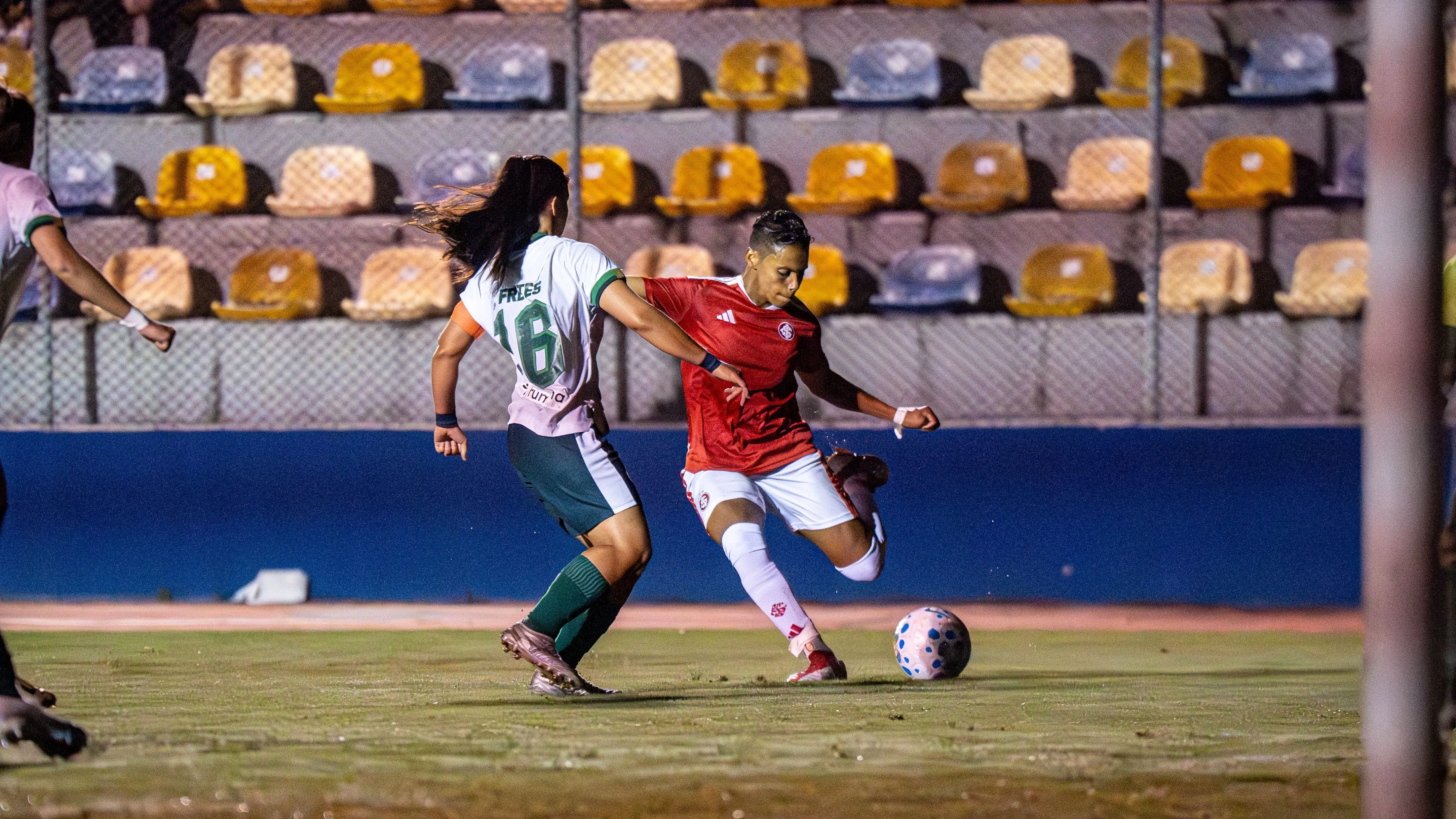Jogadoras do Internacional e Juventude pelo Brasileirão Feminino