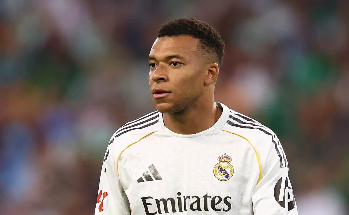 Mbappé tem lesão na coxa esquerda confirmada pelo Real Madrid