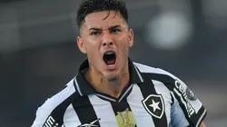 Lateral teve altos e baixos - Foto: Thiago Ribeiro/AGIF.