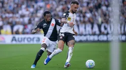 Raniele jogador do Corinthians disputa lance com Andres Gomez jogador do Vasco durante partida no estadio Arena Corinthians pelo campeonato Brasileiro A 2026. Foto: Ettore Chiereguini/AGIF