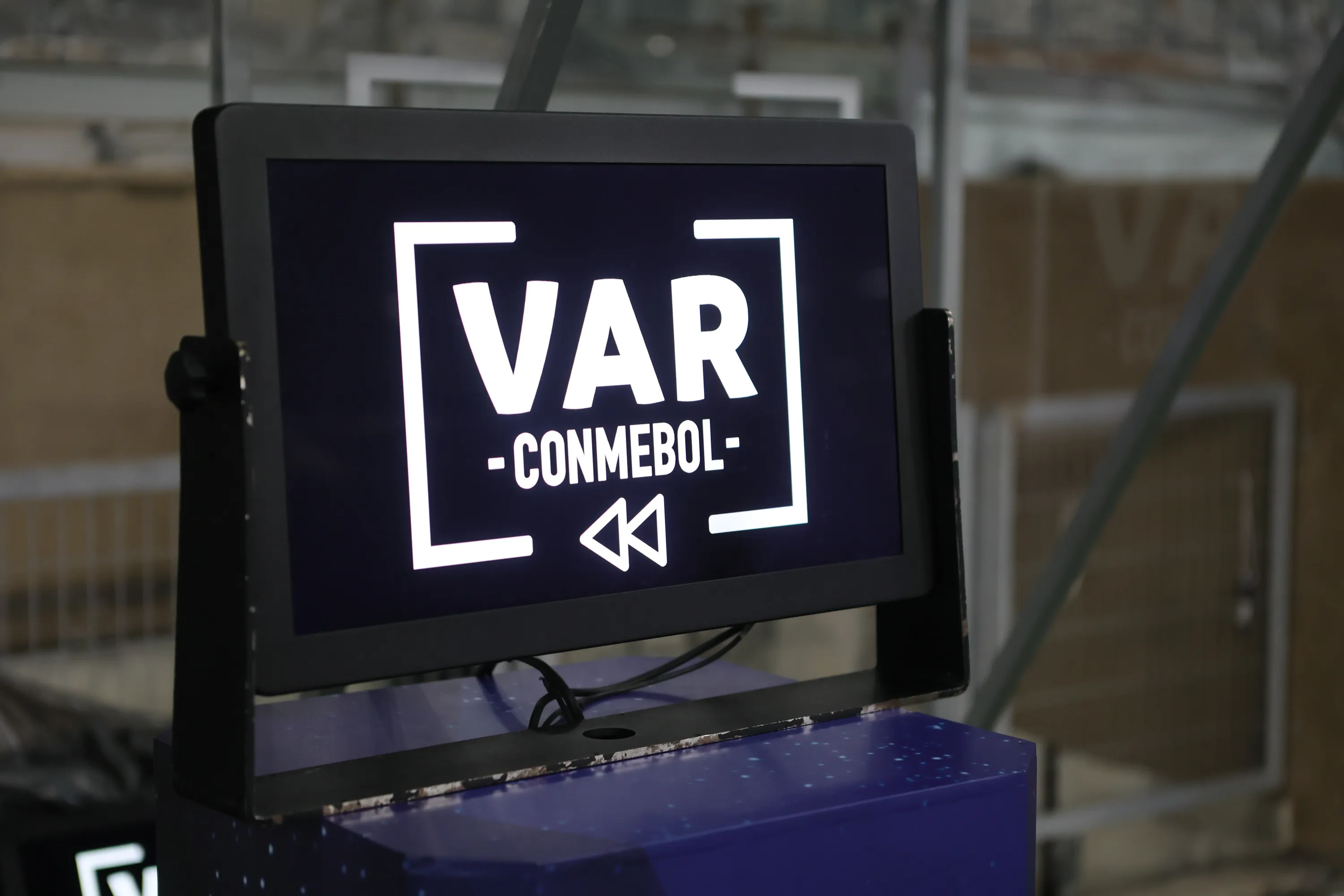 Equatorianos serão os responsáveis por comandar Palestino x Grêmio – Foto: Gilson Lobo/AGIF