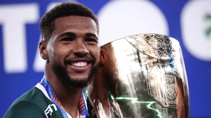 Wesley interessa ao SPFC.